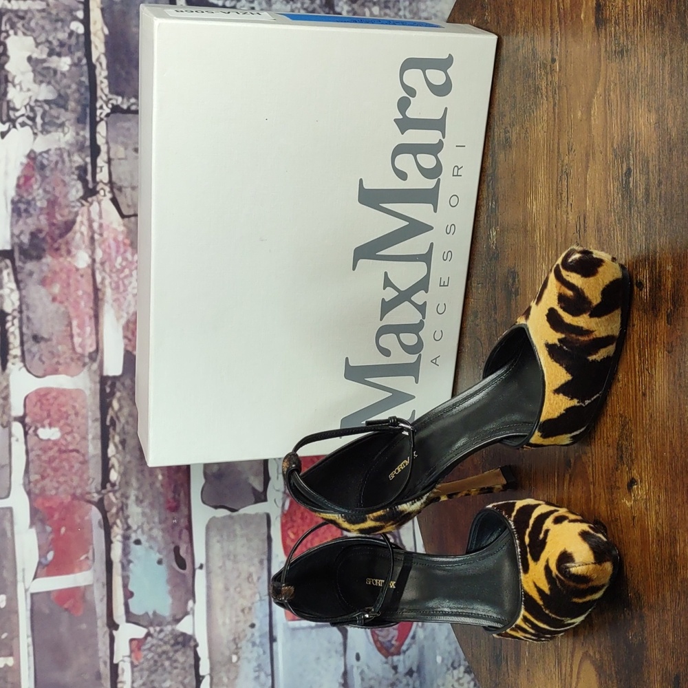 SPORTMAX by Max Mara Leopard Pattern Cow Hair Ankle Strap Heels - Picture 11 of 12